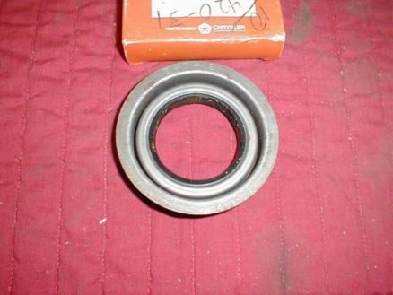 OIL SEAL