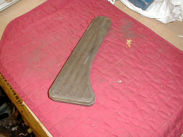 thumbnail image 2 of 1946-1948 Desoto Dodge Chrysler Gas Accelerator Pedal - Rubber Black 1161776 2 of 6