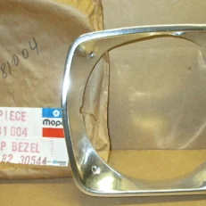 HEAD LIGHT BEZEL