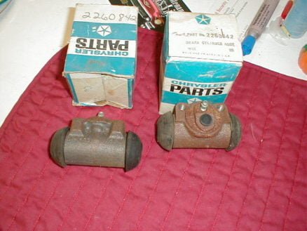NOS Mopar Wheel Cylinders 1962-4 Rear W/ 10 & 11 Inch Brakes
