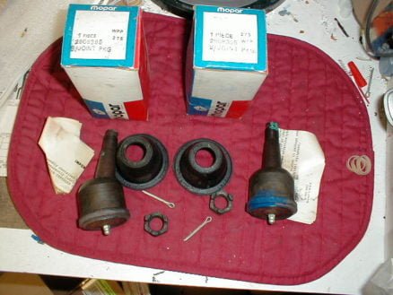 NOS Mopar Lower Ball Joint Pair 1968-71 Imperial Crown LeBaron