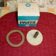 NOS Mopar Wiper Motor Gear & Gasket 1968 3 Speed Prestolite Motors