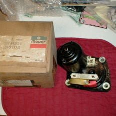 NOS Mopar Wiper Motor 1969-71 Plymouth Dodge Chrysler B C E Body 2 Speed