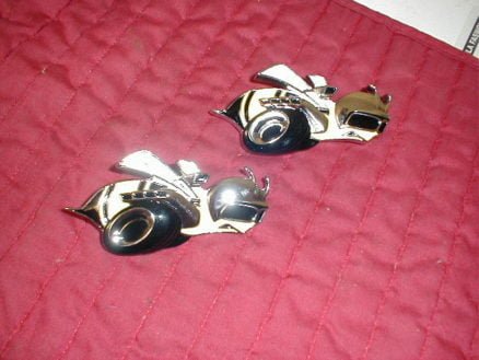 NORS Mopar Deck Lid Ornament 1969 Dodge Super Bee