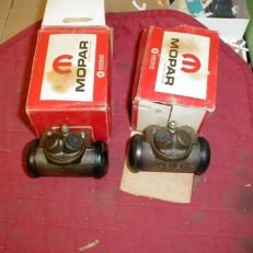 NOS Mopar Front Wheel Cylinders 1960-7 A Body W/ 9 Inch Brakes