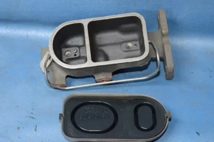 MASTER CYLINDER