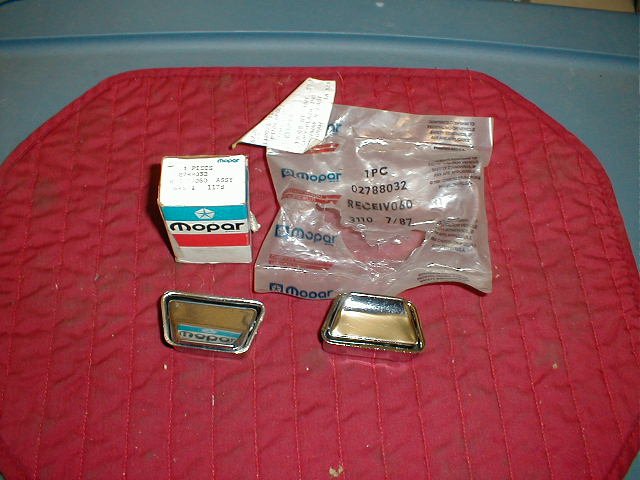 NOS Mopar Rear Door & Qtr Ash Tray 1967 Thru 1973 A Body Models