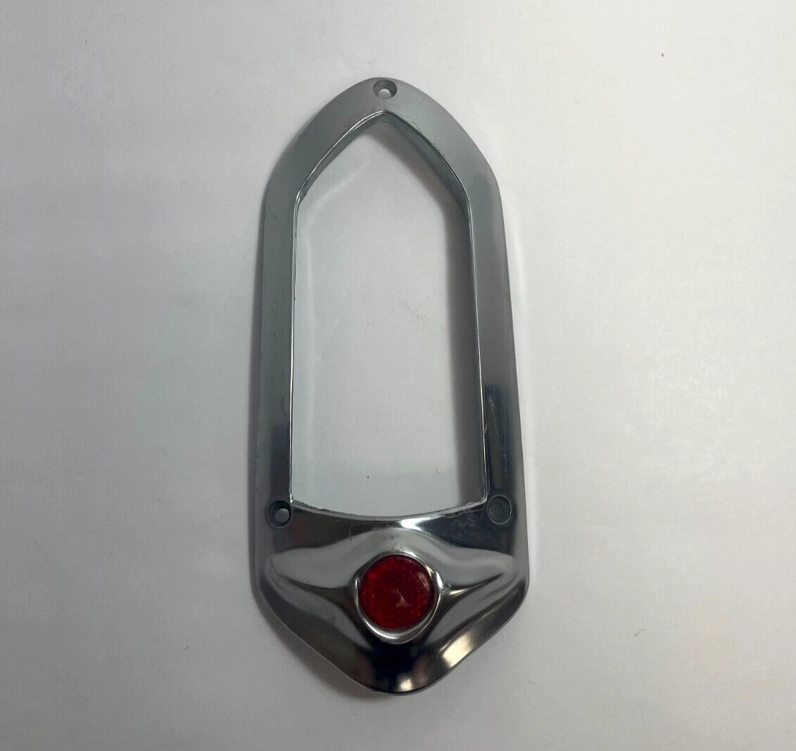 TAIL LIGHT BEZEL
