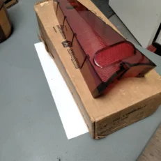 TAIL LENS