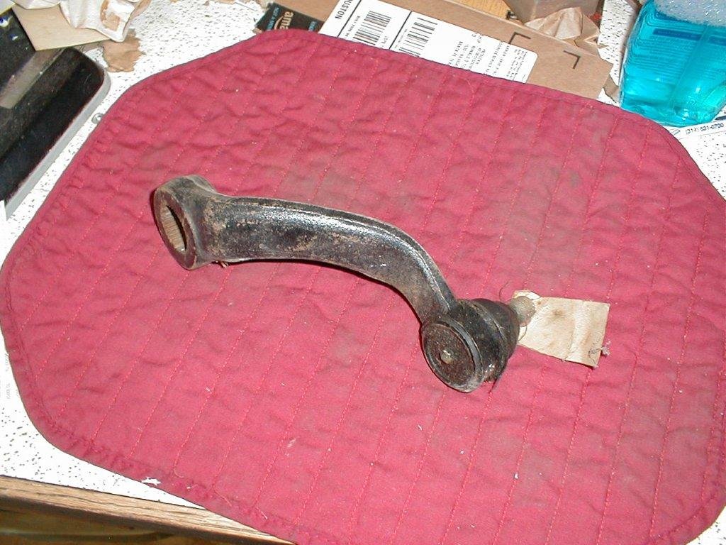 NOS Mopar Pitman Arm 1965-6 C Body Manual Steering - Hiltop Auto Parts