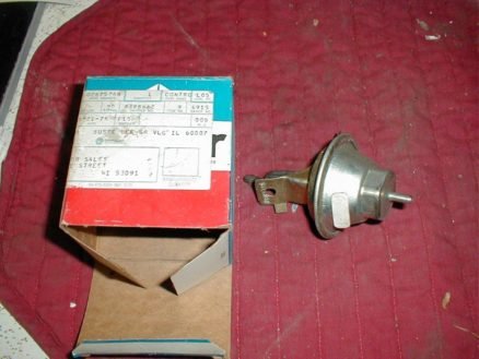 NOS Mopar Vacuum Advance Unit 1969-71 Dodge D500 600 With 361 Engine