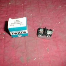 NOS Mopar Circuit Breaker 30 Amp 1969-71 C Body 1971 B Body