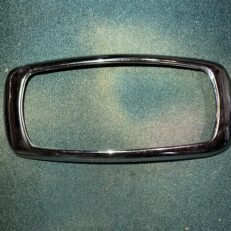 TAIL BEZEL