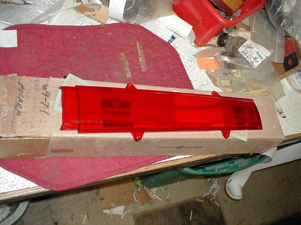 NOS Mopar Left Inner Tail Lens 1969-71 Dodge Polara Monaco Station Wagon