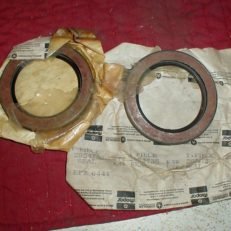 NOS Mopar Rear Wheel Grease Seals 1969-71 Dodge 1 Ton Trucks Power Wagon