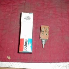 NOS Mopar Fuel Tank Select Switch 1970-1 Dodge Truck HD Models