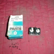 NOS Mopar Circuit Breaker 5 Amp 1969-71 B & C Body