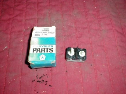 NOS Mopar Circuit Breaker 5 Amp 1969-71 B & C Body