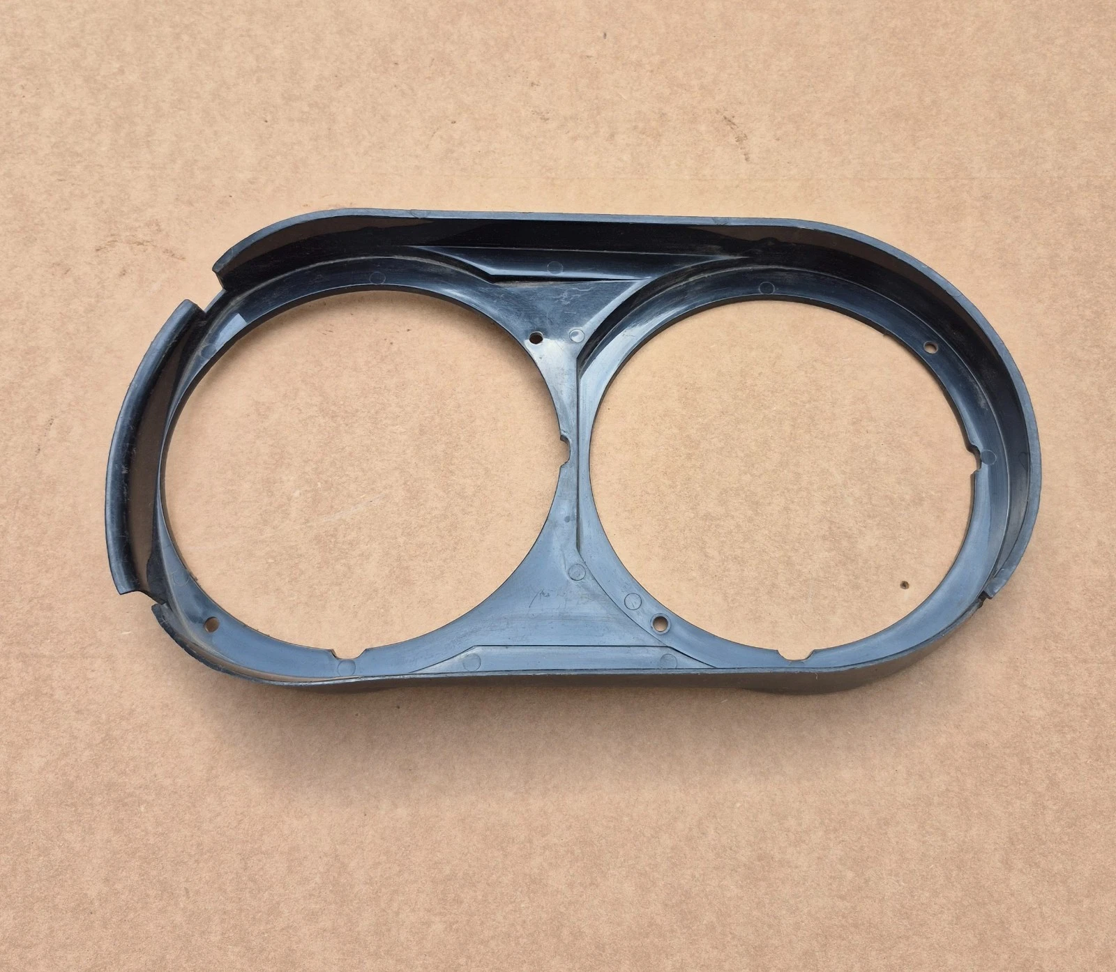 HEADLIGHT SHIELD