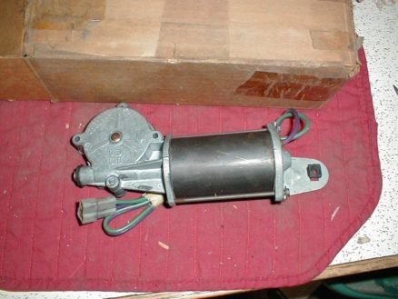 NOS Mopar Power Window Motor 1969-73 C Body Models Left Rear Door