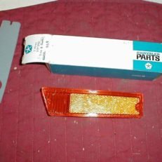 NOS Mopar Right Front Side Marker Lens 1970 Dodge Charger & Coronet Models