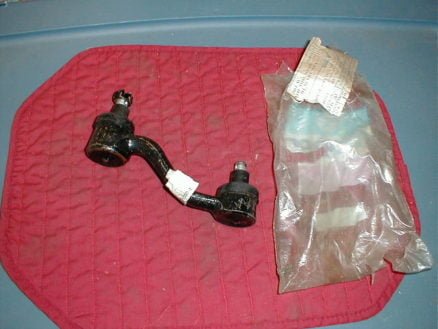 NOS Mopar Idler Arm 1967 A Body Cars Valiant Barracuda Dart