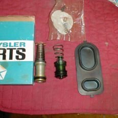 NOS Mopar Master Cylinder Kit 1968 B Body Power Disc Brake
