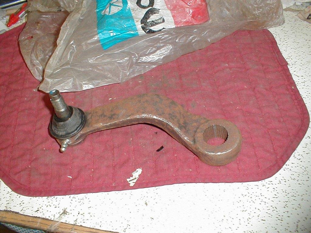 NOS Mopar Pitman Arm 1974-8 C Body Models - Hiltop Auto Parts