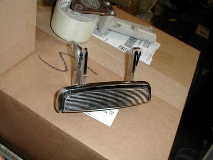 1961606