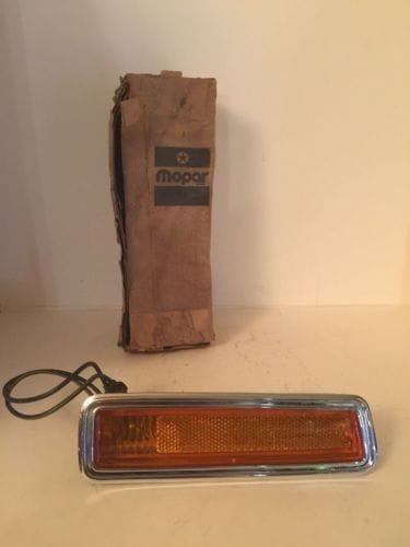 Feux De Côté Skylark 1970 NOS - Neufs D'origine - Pièce Vintage GM