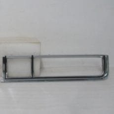 TAIL BEZEL