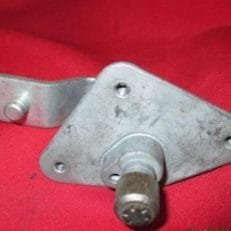 WIPER PIVOT