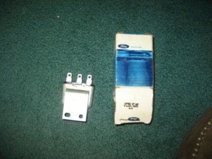 NOS Ford Power Door Lock Relay 1972-6 Torino 1972-8 T Bird 1973-5 LTD ...