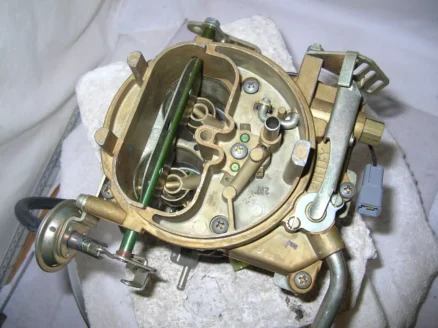 CARBURETOR