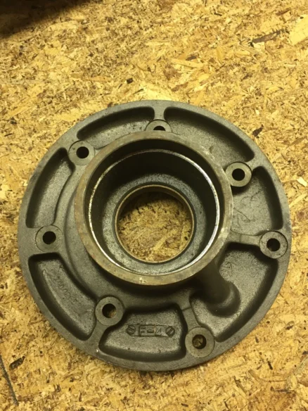 OIL PUMP HOUSING