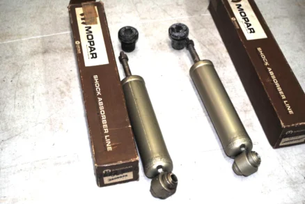NOS Mopar Front Shock Absorber Pair 1967-70 Imperial Models - Image 2