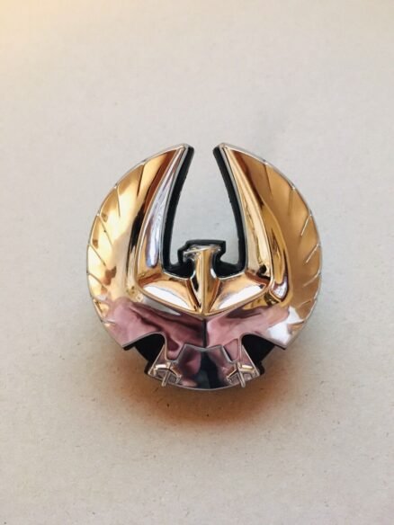 TRUNK MEDALLION
