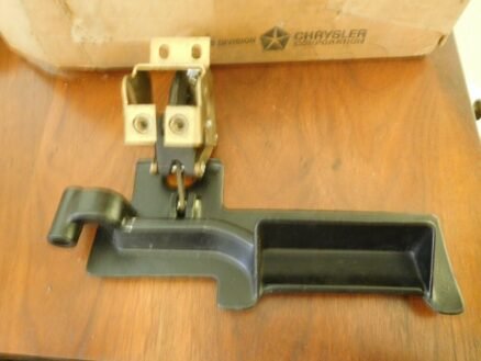 CONVERTIBLE TOP LATCH