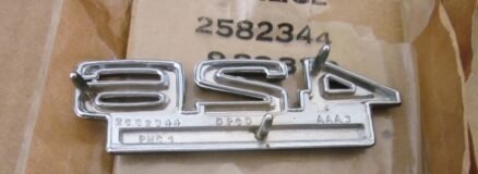 NOS Mopar Fender Ornament 426 Hemi 1966-7 Dodge Plymouth B Body Models - Image 2