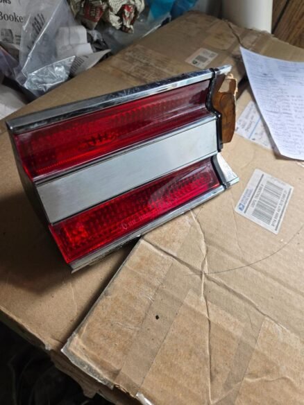 TAIL LAMP