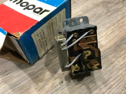WIPER SWITCH