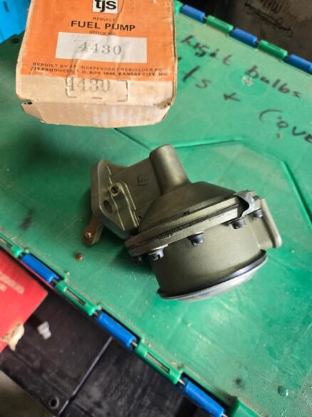 NORS Fuel Pump 1958 Chevrolet 283 CI 8 Cylinder Models - Image 2