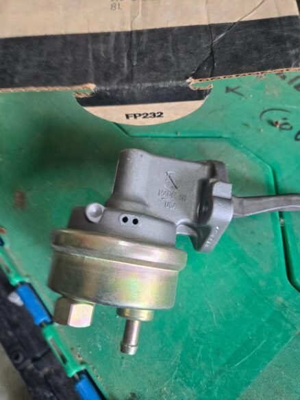 NOS Fuel Pump 1977-85 Buick Cadillac Chevrolet Oldsmobile & Pontiac Models 3.8 & 4.1 Litre Engines - Image 2