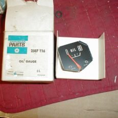 OIL GAUGE