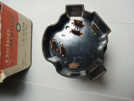 IGNITION SWITCH