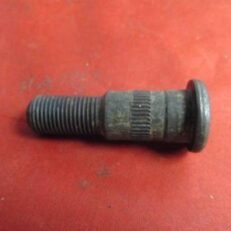 WHEEL STUD