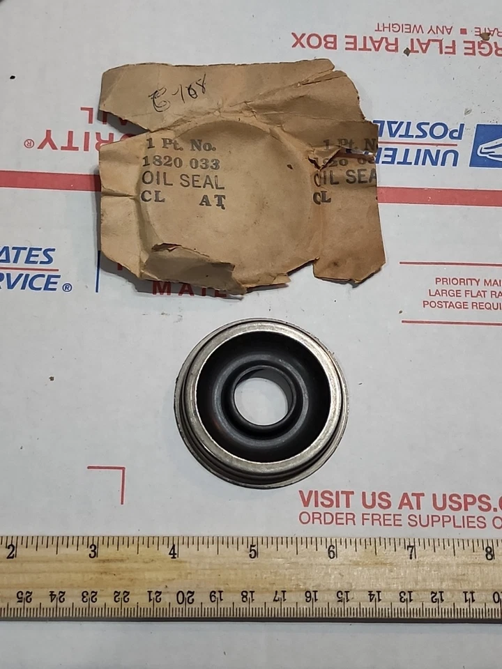 POWER STEERING WORM SEAL