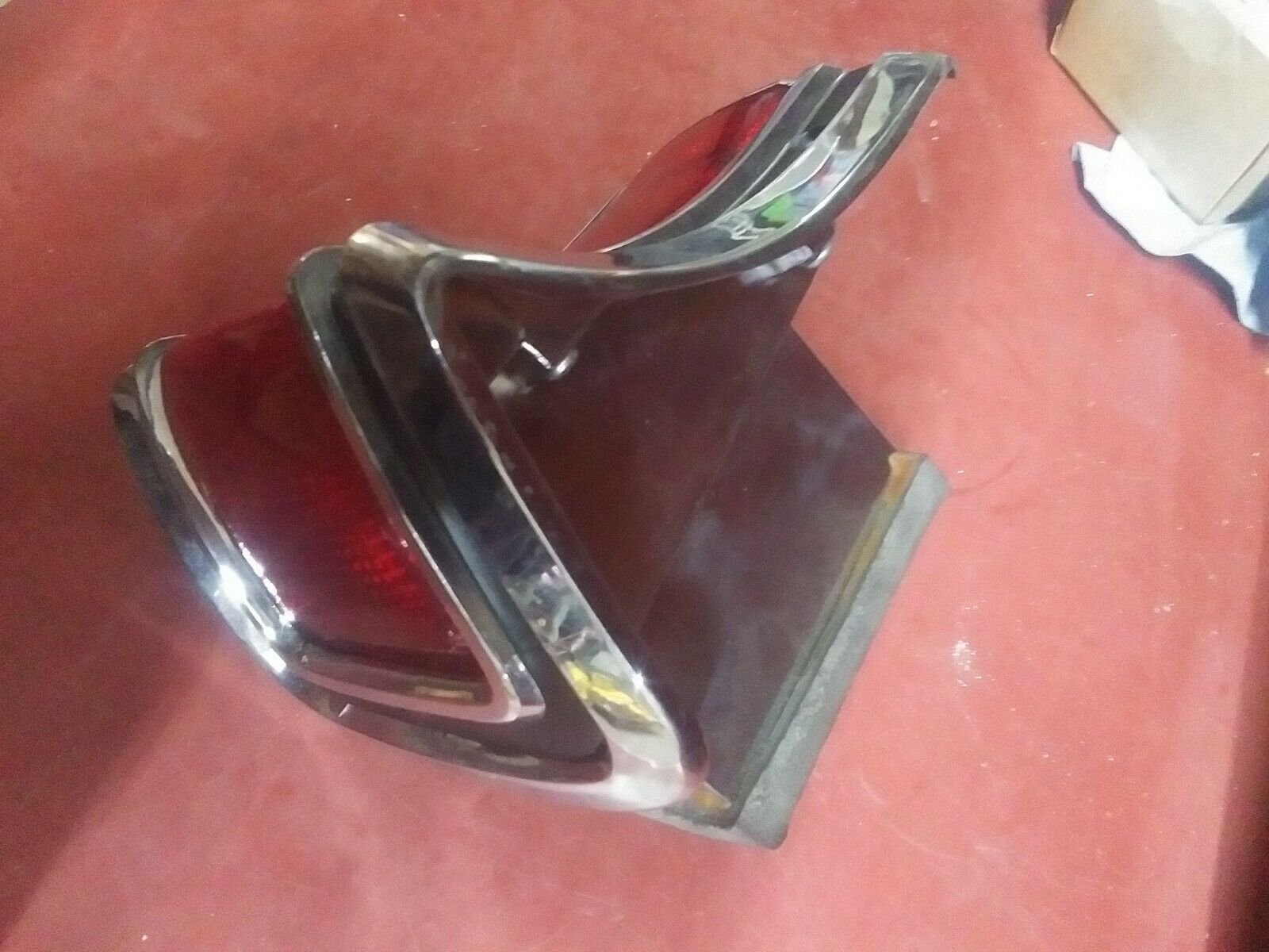 TAIL LAMP