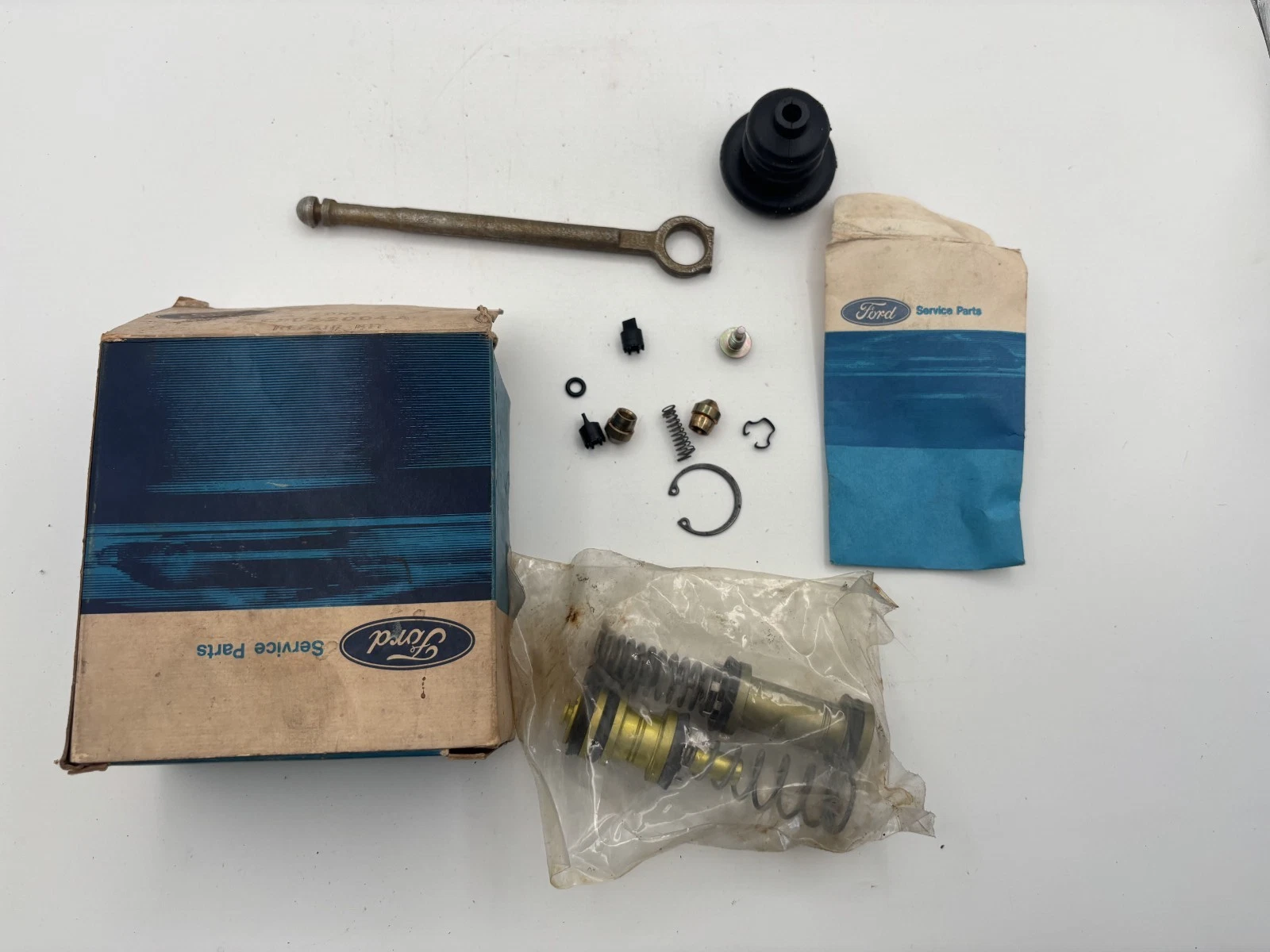 MASTER CYLINDER KIT