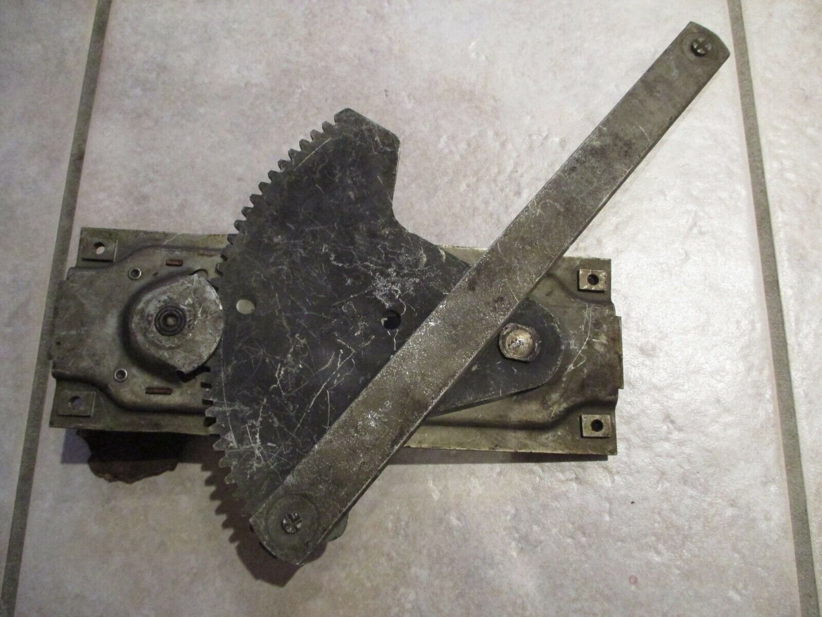 NOS Mopar Right Door Window Regulator 1949-50 Plymouth 2 Door Models - Image 2